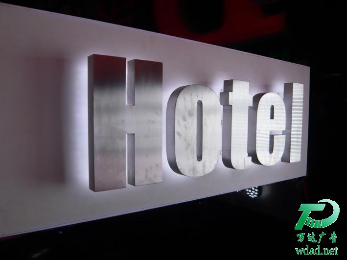 �������������b