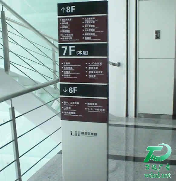 ���R���������S��