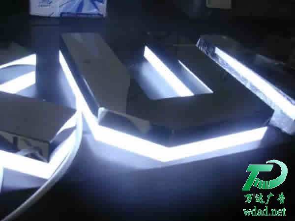 發(fā)光字定制加工 發(fā)光字發(fā)光不均勻處理有妙招原因有5點